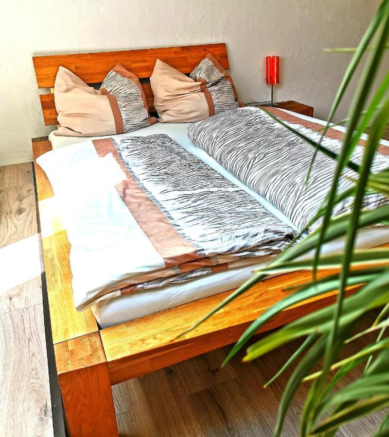 Schone Ferienwohnung In Merklingen Bagian luar foto
